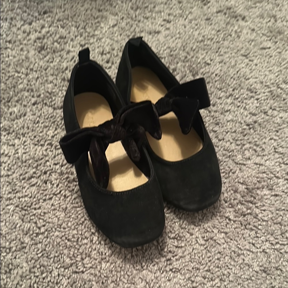Old Navy Black Dress Shoes with Bow Detail